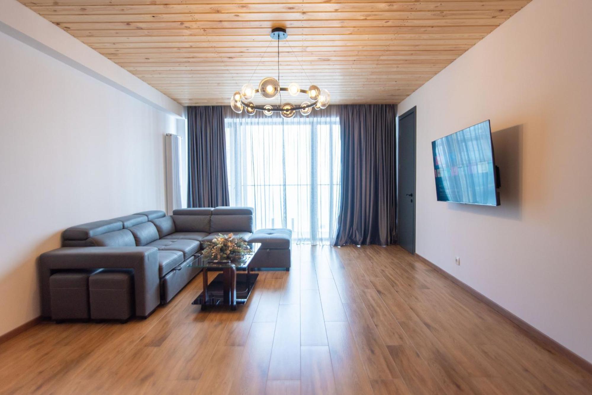 Gudauri Atrium Aparthotel Eksteriør bilde
