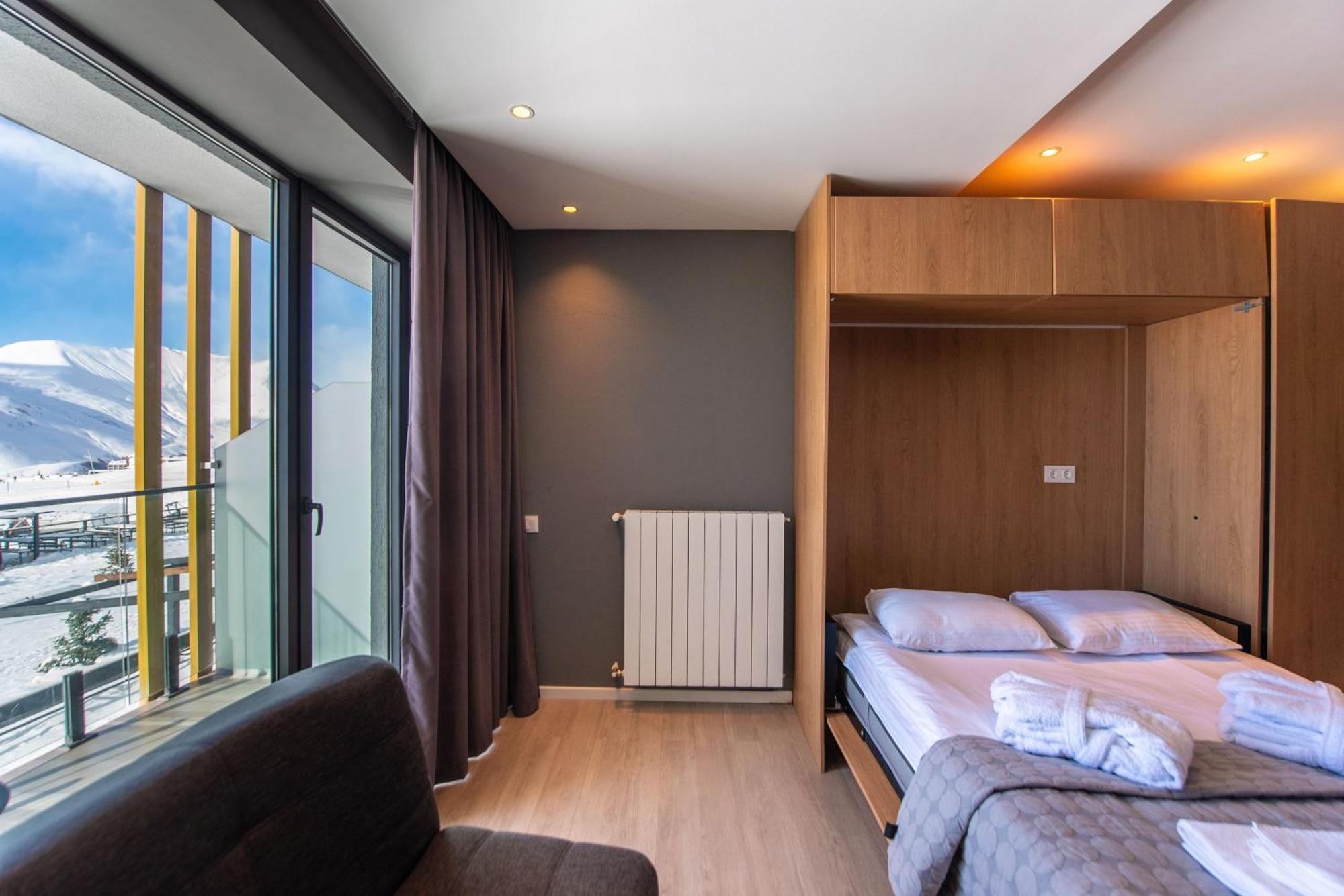 Gudauri Atrium Aparthotel Eksteriør bilde
