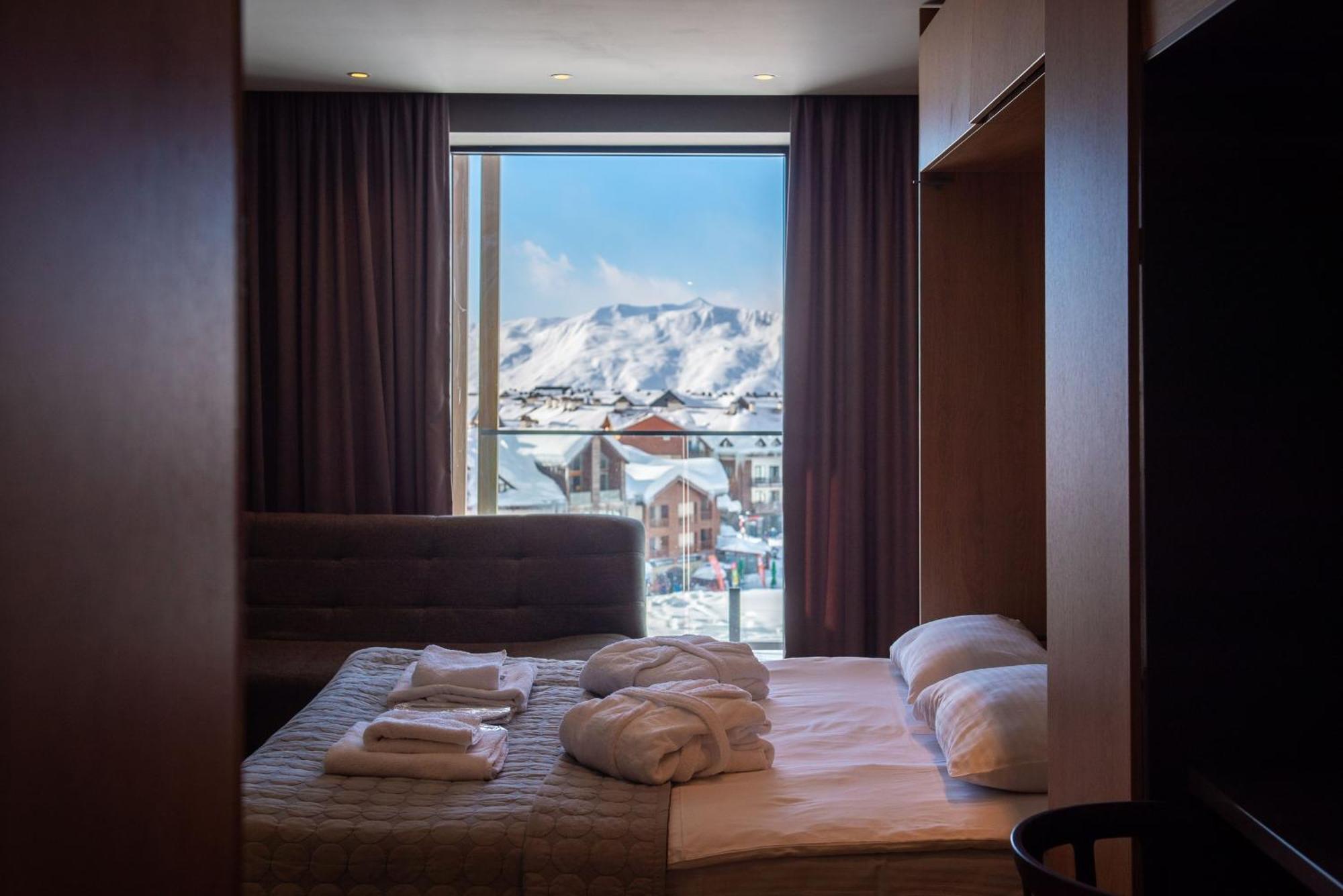 Gudauri Atrium Aparthotel Eksteriør bilde