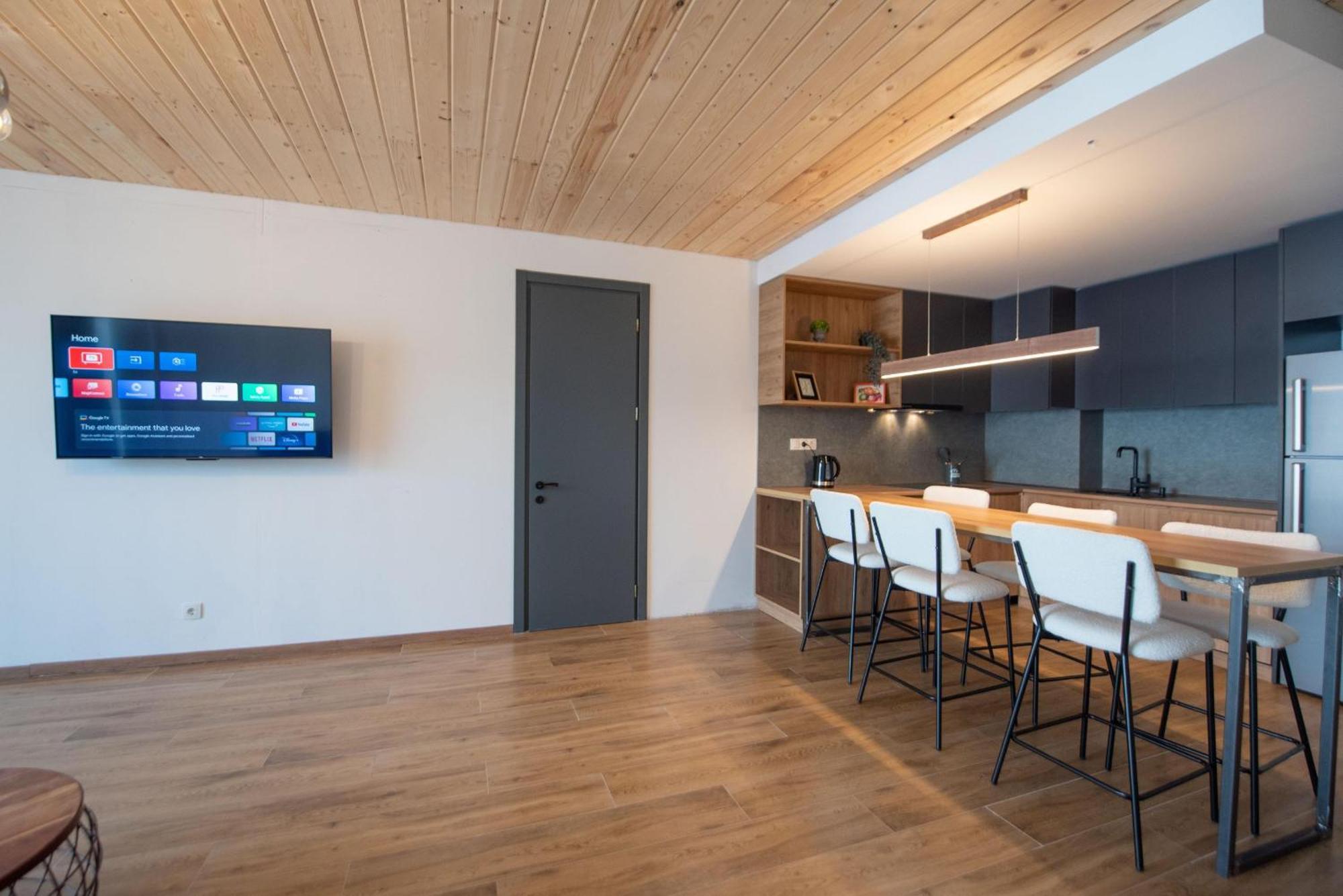 Gudauri Atrium Aparthotel Eksteriør bilde